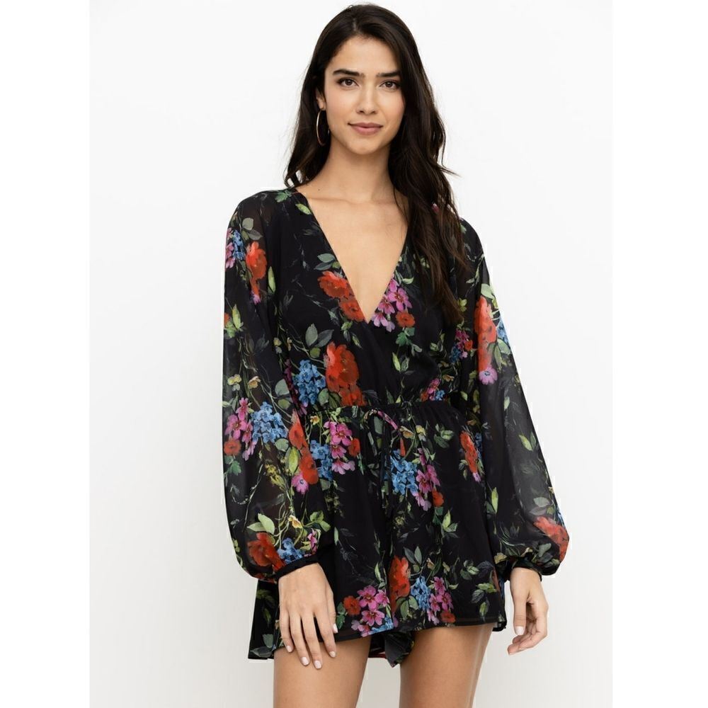 Yumi Kim -βSize S -β Naomi Romper in βItβs Magic Black FlorβNEW
